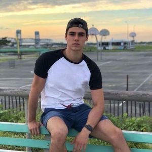 Meet your Posher, Melvin